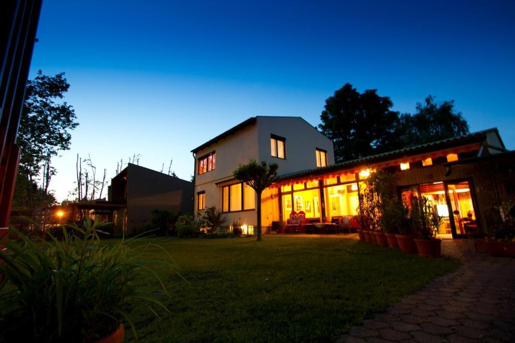 Villa Maria Vendeghaz Шиофок Экстерьер фото